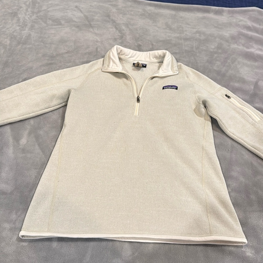 Patagonia cream colored better sweater women’s medium
